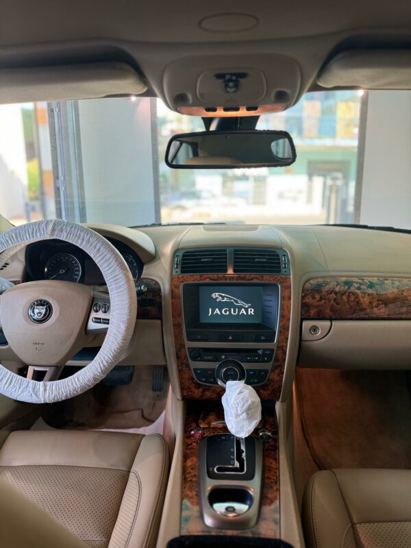 Jaguar XK Cabrio 4.2 V8 auto - immagine 9