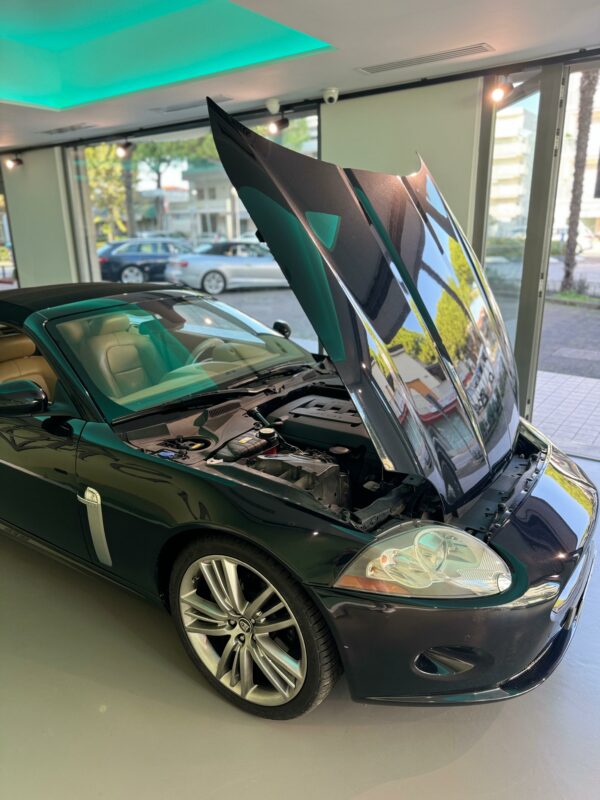 Jaguar XK Cabrio 4.2 V8 auto - immagine 10